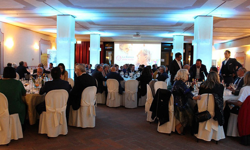 Charity Dinner a favore de La Banca delle Visite Onlus ad Erba (CO)