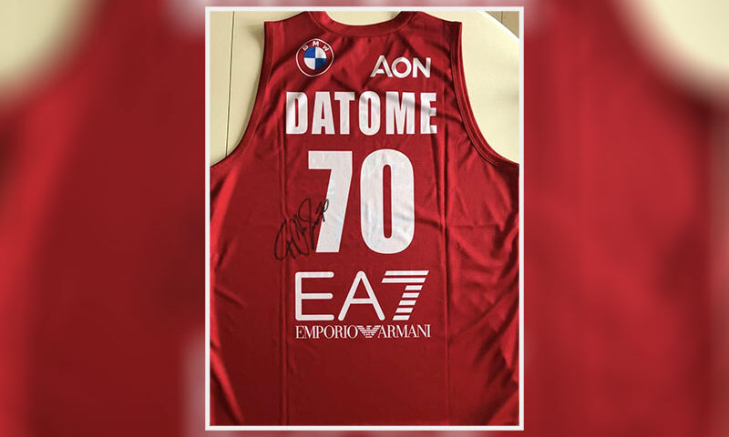 La maglia di Gigi Datome all'asta per la raccolta fondi di Banca delle Visite a Porto Rotondo